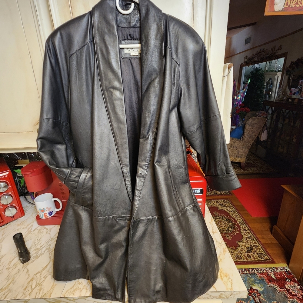 Avanti Black Lamb Skin Leather Women's Midi Coat Sz Small.